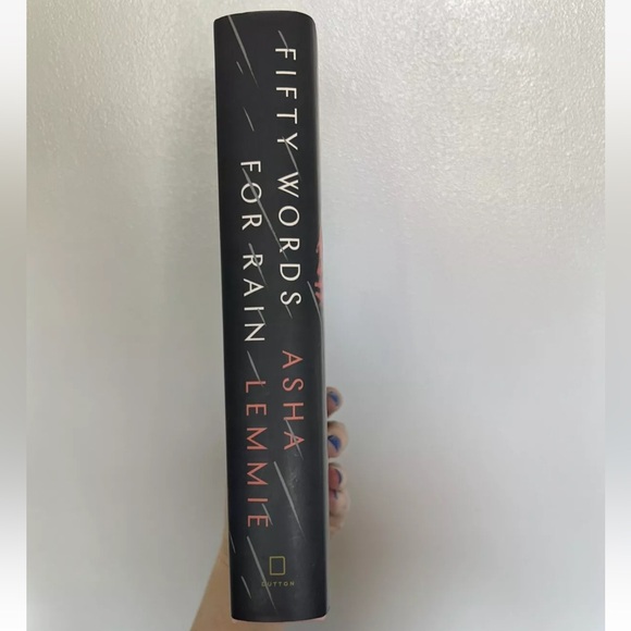 Fifty words for rain by Asha lemmie - hardcover - Picture 6 of 7